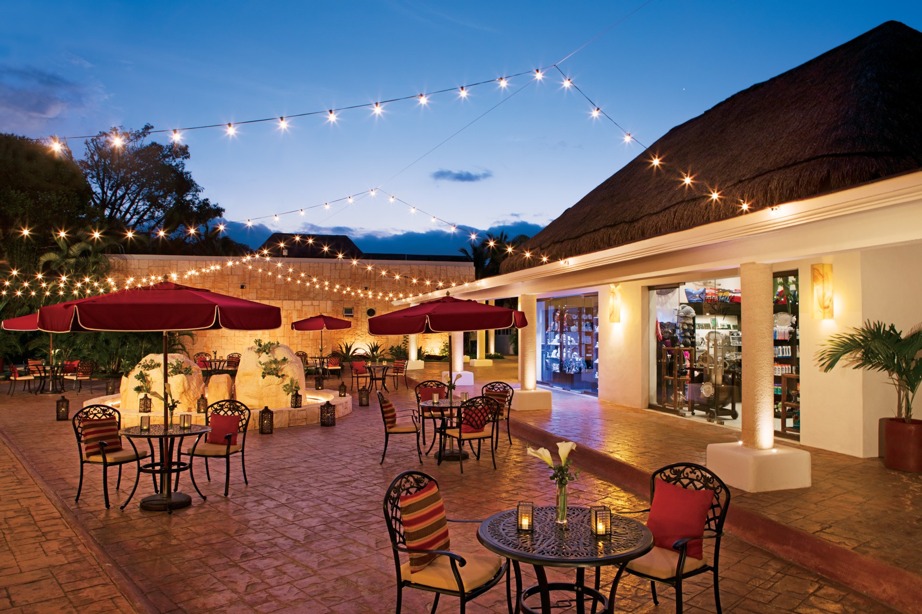 Secrets Aura Cozumel